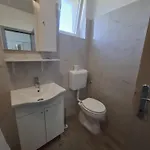 One Bedroom Near In Apartment