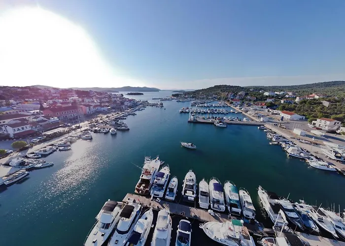 One Bedroom Near In Appartement *