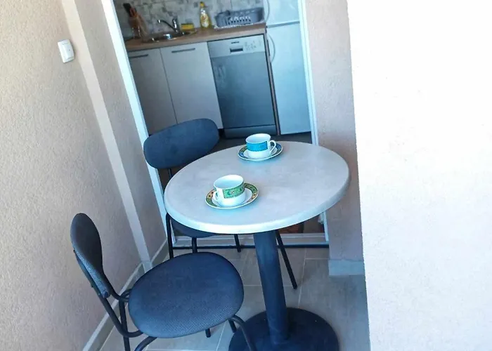 Appartement One Bedroom Near In *