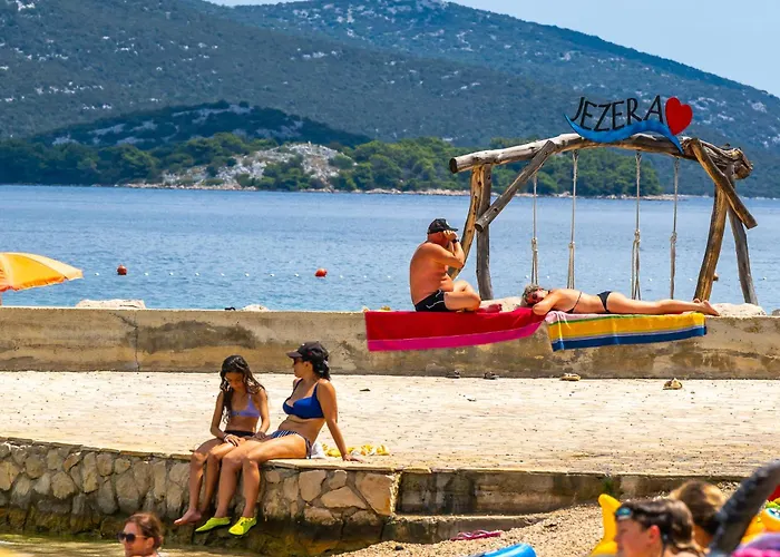 One Bedroom Near In Appartement